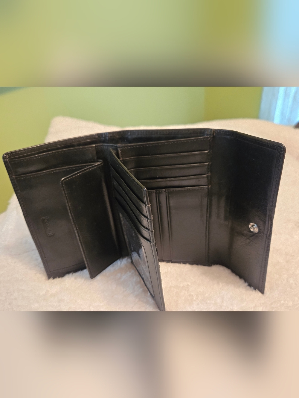 Coach Black Leather, Signature Jacquard Fabric Wallet, Trifold Snap Closure - Picture 10 of 15